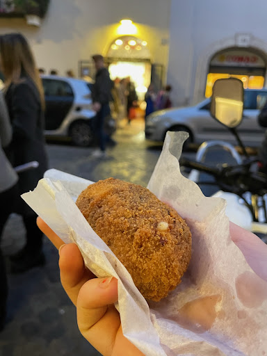 Review by Steph Yaguer